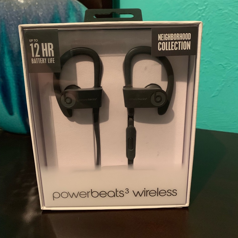Powerbeats 3 wireless headphones
